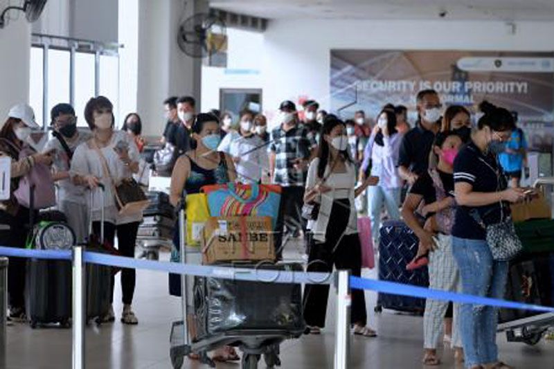 Arus balik liburan di Bandara Bali