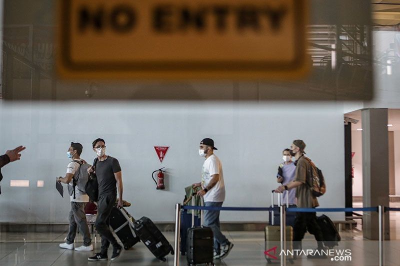 Pintu masuk Indonesia ditutup sementara bagi warga yang datang dari 14 negara