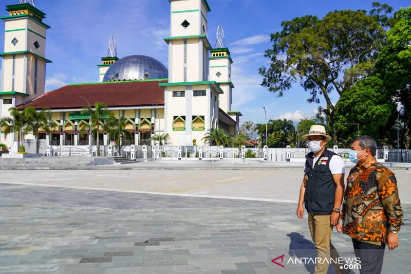 Bupati: Alun-alun Garut bisa dinikmati warga akhir Januari