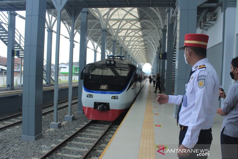 Bupati: Peresmian Stasiun KA Garut tunggu momen kunjungan Presiden