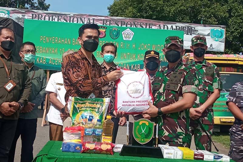 Presiden telah mengirimkan 15.000 paket bantuan kepada masyarakat yang terkena dampak banjir Aceh