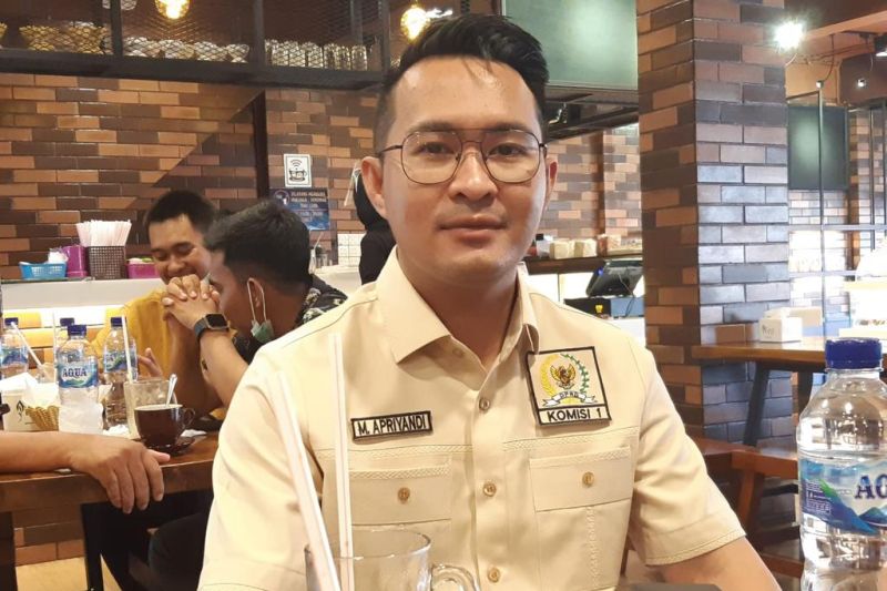 Diberhentikan sebagai anggota DPRD anak mantan Wako Tanjupinang pasrah