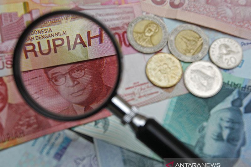 Kurs Rupiah ditutup melemah menanti kebijakan The Fed