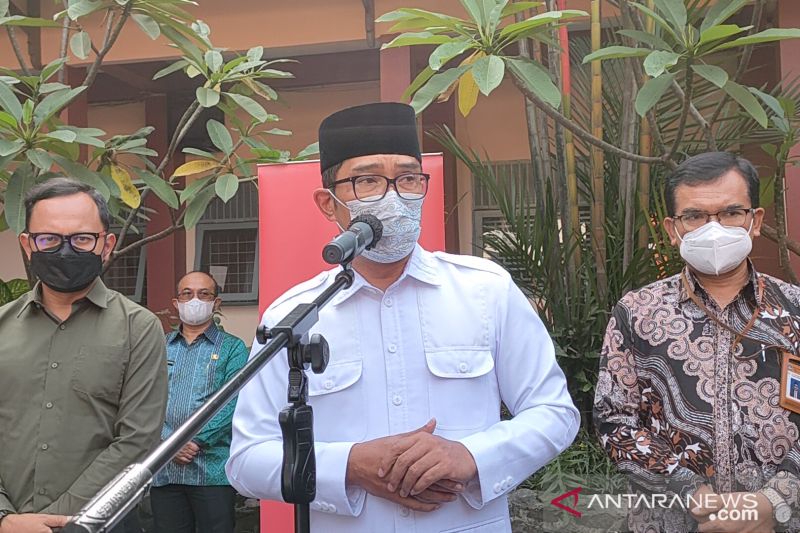 Gubernur Ridwan Kamil luncurkan kurikulum bisnis digital di SMK