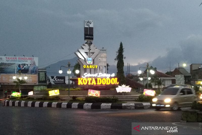 Pemkab Garut pastikan jalan protokol dalam kondisi baik