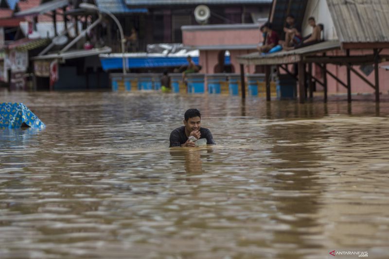 Hujan ekstrim picu banjir di Kalsel