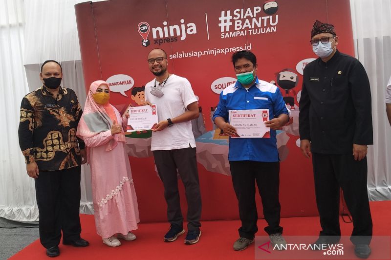 Pemprov Jabar-Ninja Xpress jalin kerja sama kembangkan UKM di pasar digital