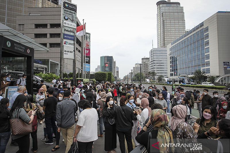 Warga Jakarta dan sekitar rasakan gempa magnitudo 6,7 di Banten - ANTARA News
