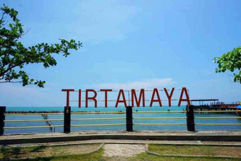 Pemkab Indramayu ambil alih pengelolaan Pantai Tirtamaya libatkan masyarakat