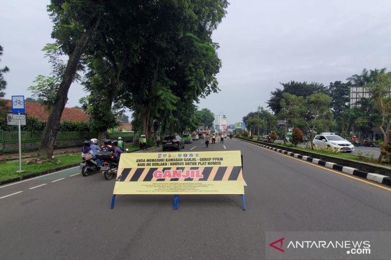 Ganjil genap diberlakukan antisipasi penyebaran Omicorn tempat wisata Bogor