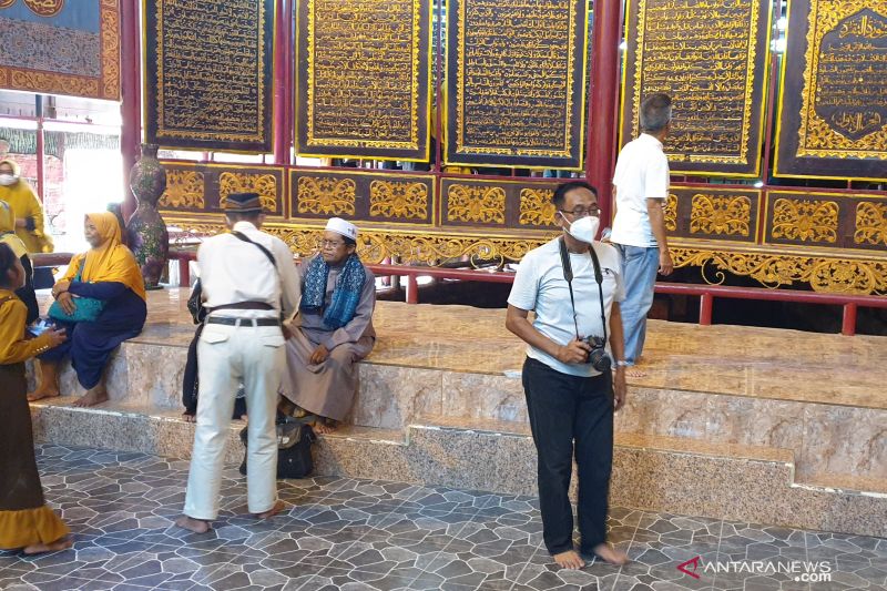 Objek wisata Al Quran Akbar Palembang direnovasi dan tetap