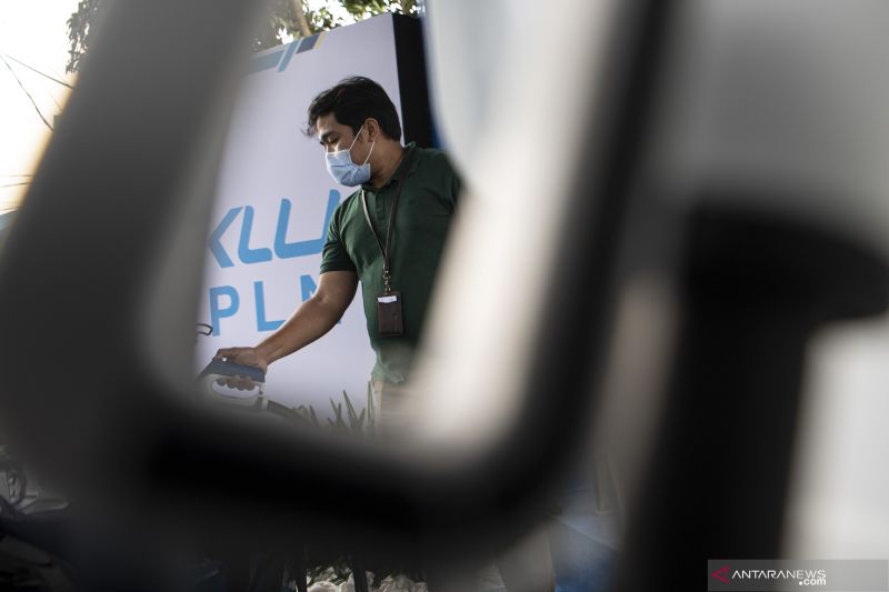 Peresmian SPKLU Demang Lebar Daun