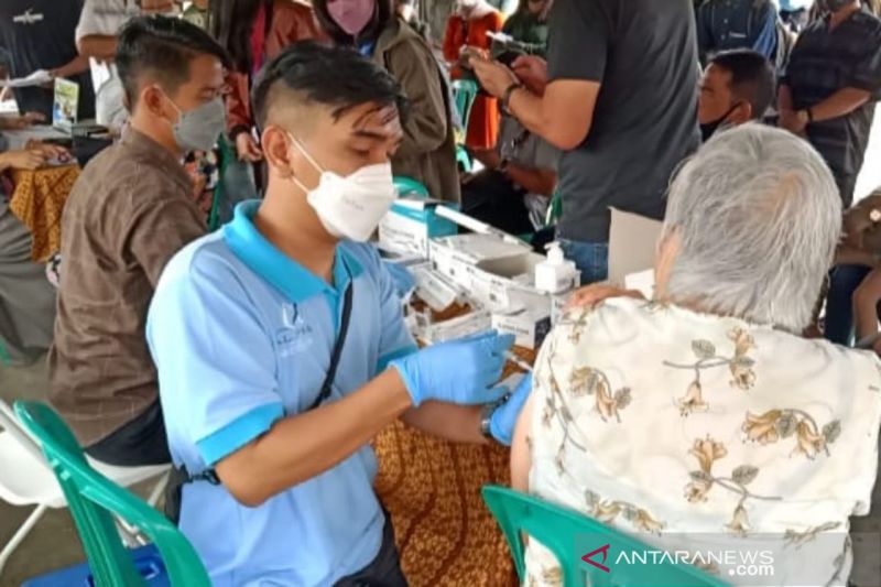 Cianjur targetkan 168 ribu lansia disuntik vaksin penguat