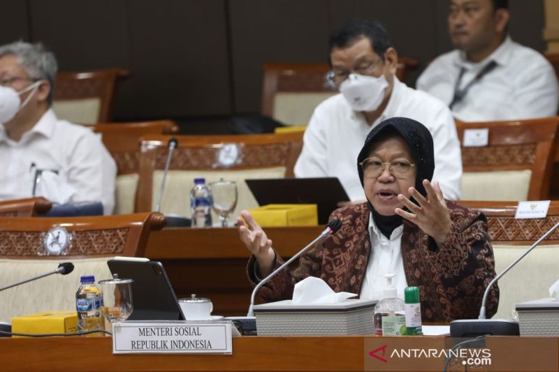 Risma: 33,85 juta data bansos diperbaiki dan padan dengan data dukcapil