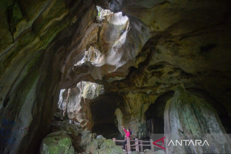 Wisata Gua Ngalau Payakumbuh