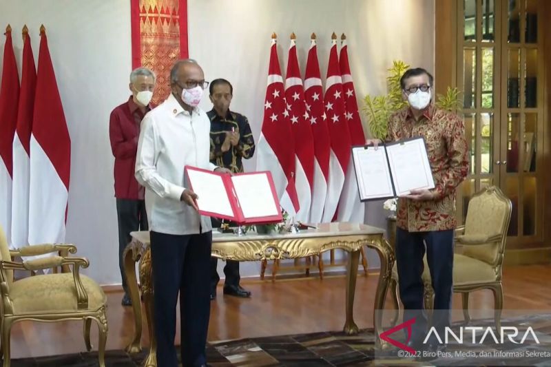 Menkumham tandatangani perjanjian ekstradisi Indonesia - Singapura
