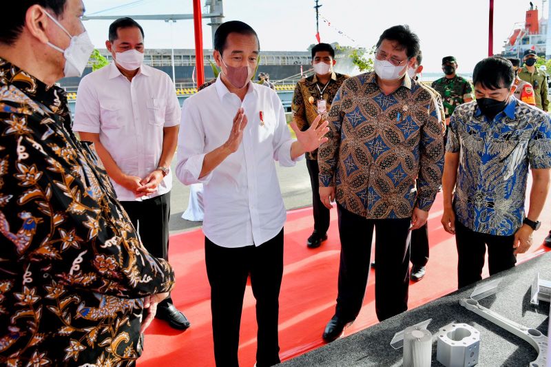 Presiden Jokowi akan stop ekspor bahan mentah dengan risiko apapun