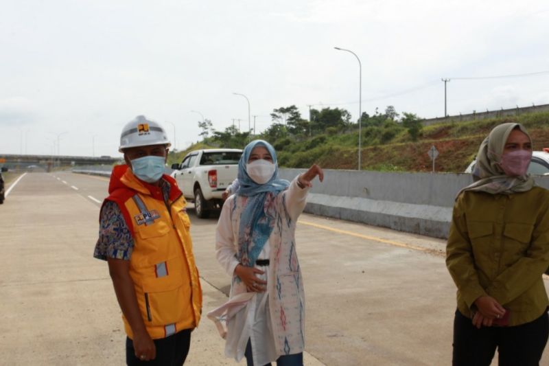 Wakil Ketua DPRD Jabar jajal jalan Tol Cisumdawu seksi 1