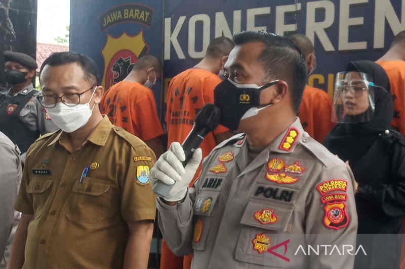 Polisi sita 21 ribu butir obat terlarang dari 7 pengedar di Cirebon