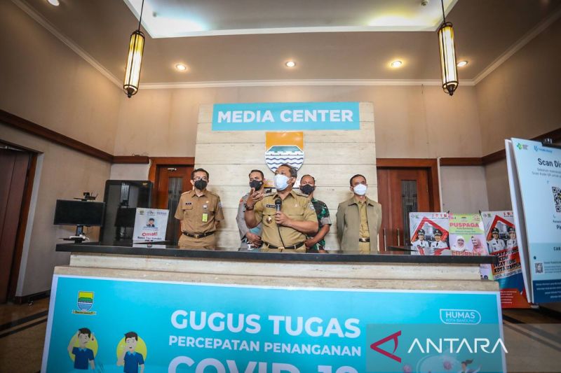 Lacak COVID19, Pemkot Bandung lakukan tes acak di tempat umum