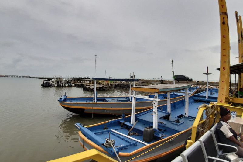 Nelayan Patimban peroleh bantuan Kemenhub lima unit kapal