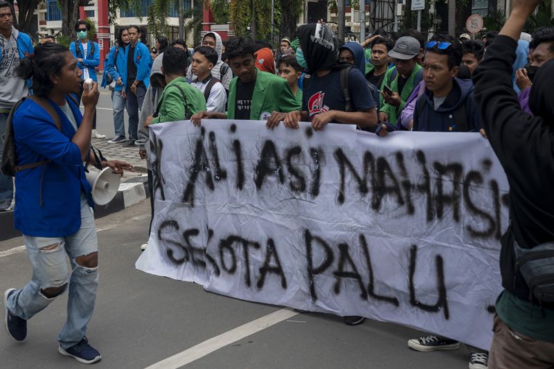 Alainsi Mahasiswa Tuntut Pengusutan Penembakan Warga Saat Unjuk Rasa