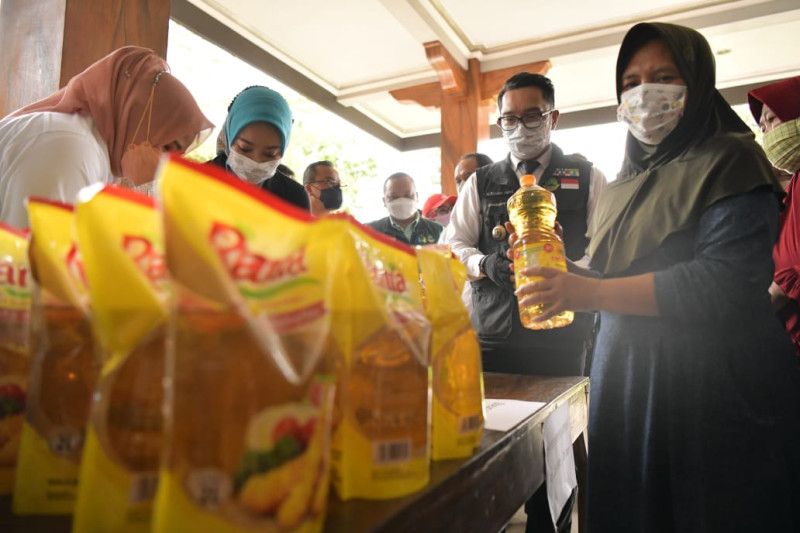 Jawa Barat terima 30 juta liter minyak goreng dari pusat