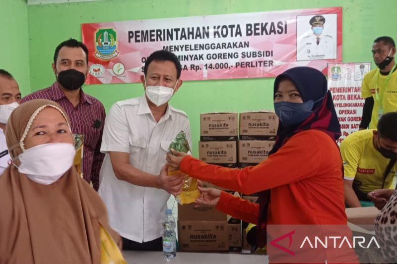 Pemkot Bekasi kembali gelar operasi minyak goreng subsidi