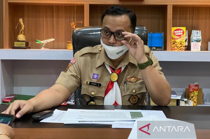 Pemkab Bandung sebut minyak goreng langka karena keterlambatan suplai