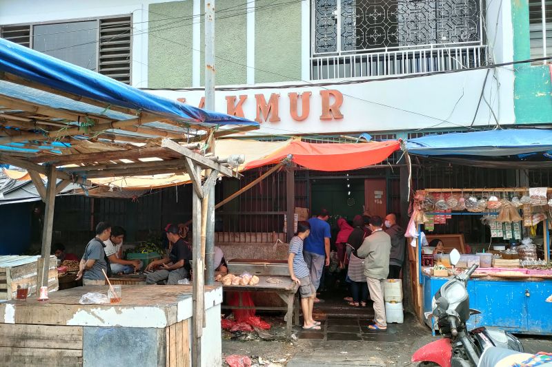 Minyak goreng kemasan sederhana belum tersedia di pasar Kota Bogor