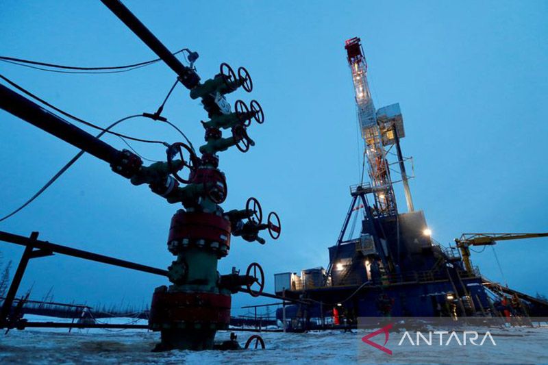 Harga minyak ditutup turun lagi, Rusia penuhi kewajiban kontrak pasokan