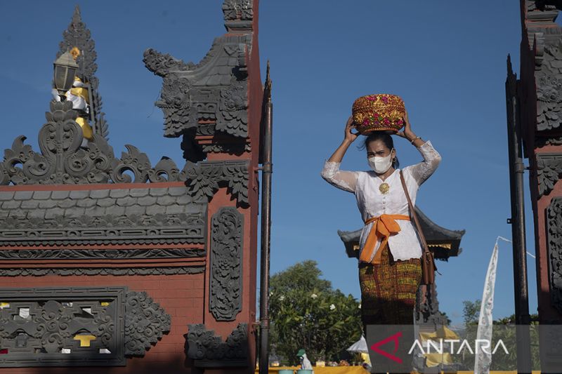 Upacara Mecaru Jelang Hari Raya Nyepi