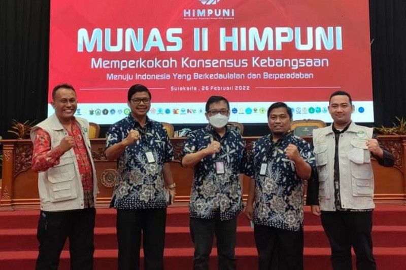 Porno swingers x art Rus yigitlari piknik qilishdi