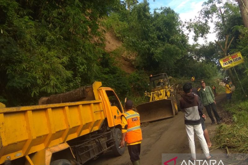 Warga Cianjur diimbau waspada bencana seiring tingginya curah hujan