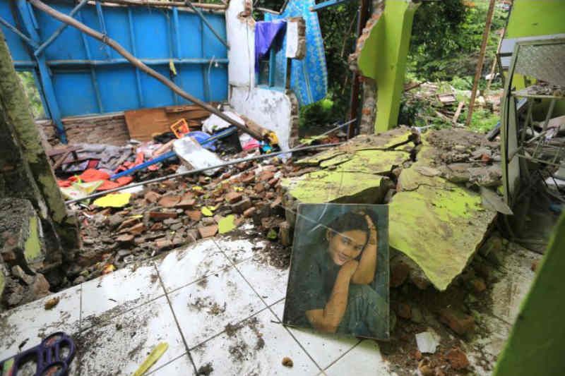 6 rumah di Kabupaten Cirebon rusak akibat pergerakan tanah