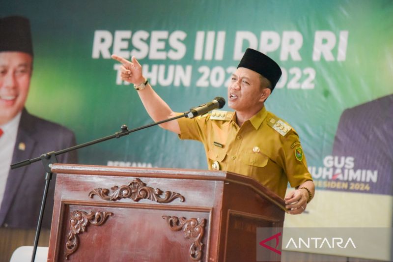 Bupati minta pengusaha ikut serta tangani 37 ribu Rutilahu di Bandung