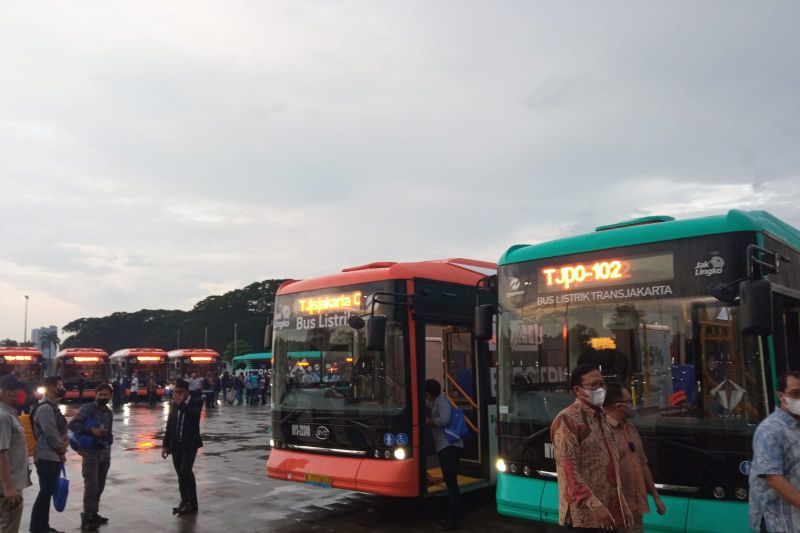 30 electric buses start rolling in Jakarta – ANTARA News