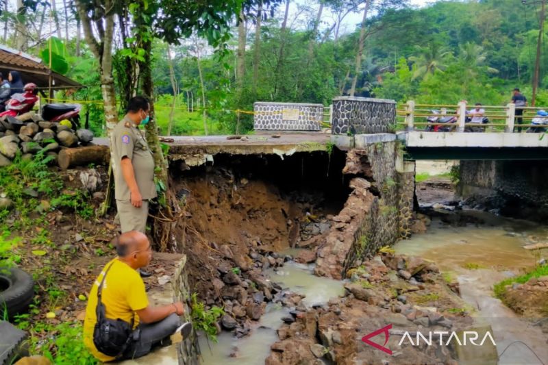 BPBD Cianjur tuntaskan penanganan puluhan peristiwa bencana alam