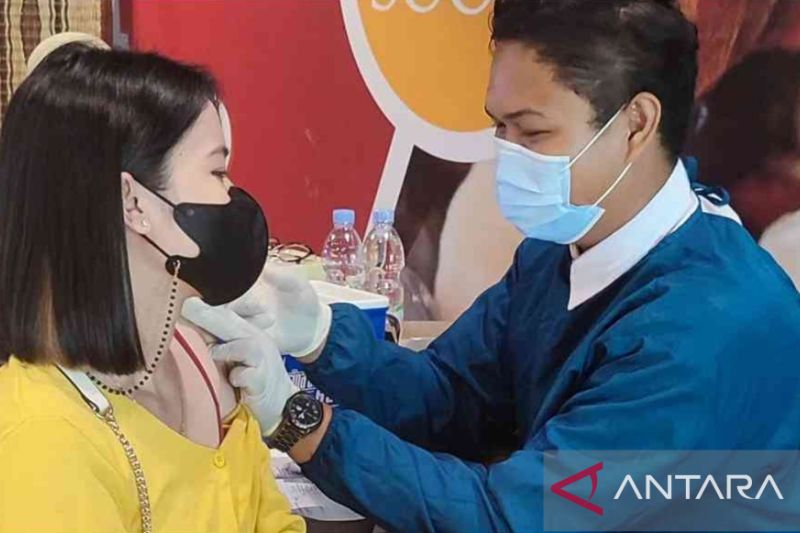 Polres Bekasi buka gerai layanan vaksinasi di pusat belanja