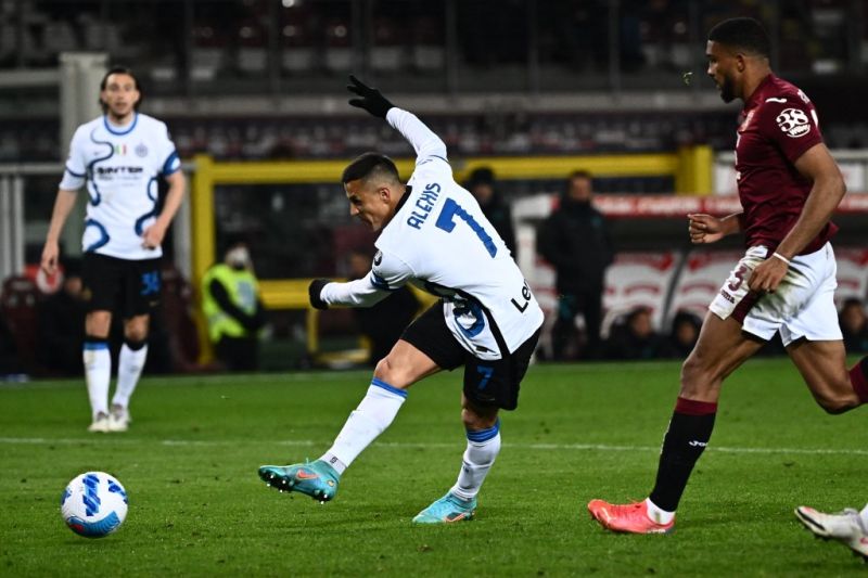 Alexis Sanchez selamatkan Inter dari kekalahan lawan Torino