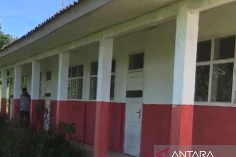 DPRD Cianjur temukan bangunan sekolah disegel perusahaan