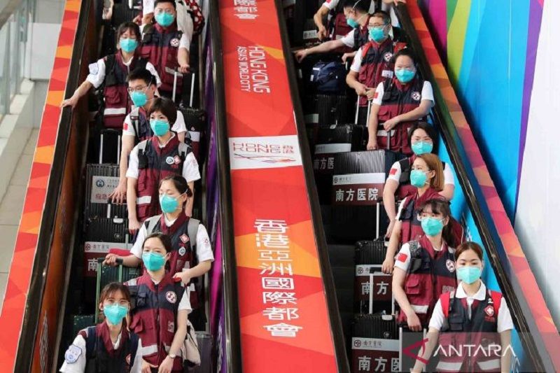 China daratan kirim tenaga medis ke Hong Kong bantu tangani COVID-19