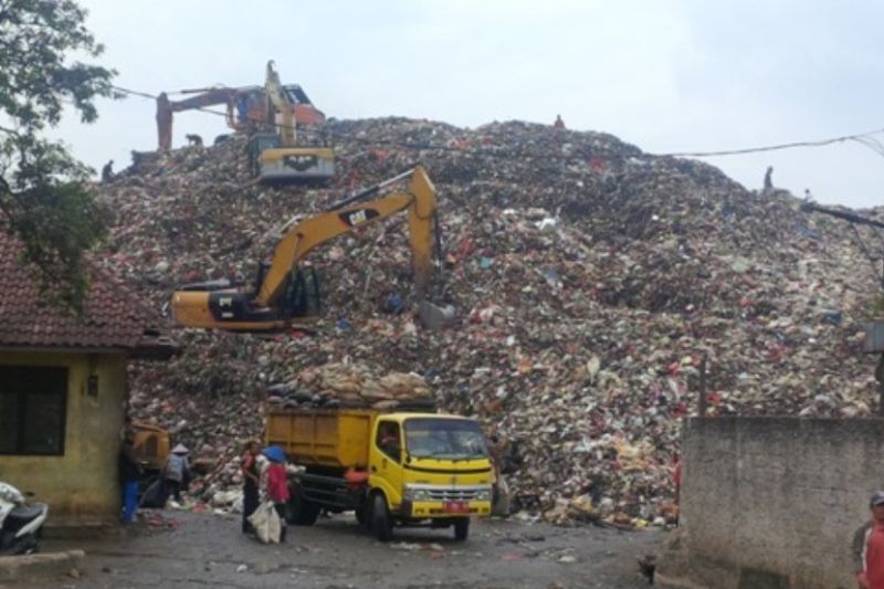 Alasan pembuangan sampah Depok ke TPPAS Nambo belum bisa terlaksana