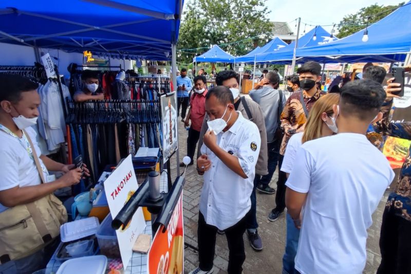 Surabaya to improve human resources following economic transformation - Vimarsana News