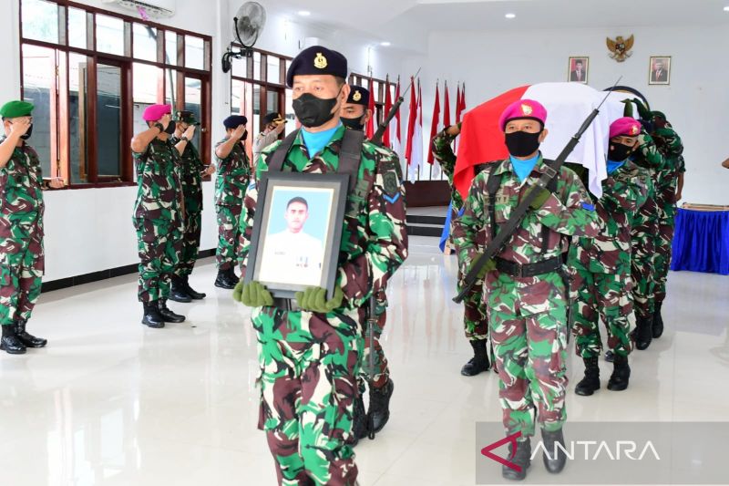2 prajurit TNI AL yang gugur di Papua naik pangkat anumerta
