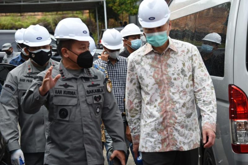 Bakamla head, US ambassador observe maritime training centre in Batam - Vimarsana News