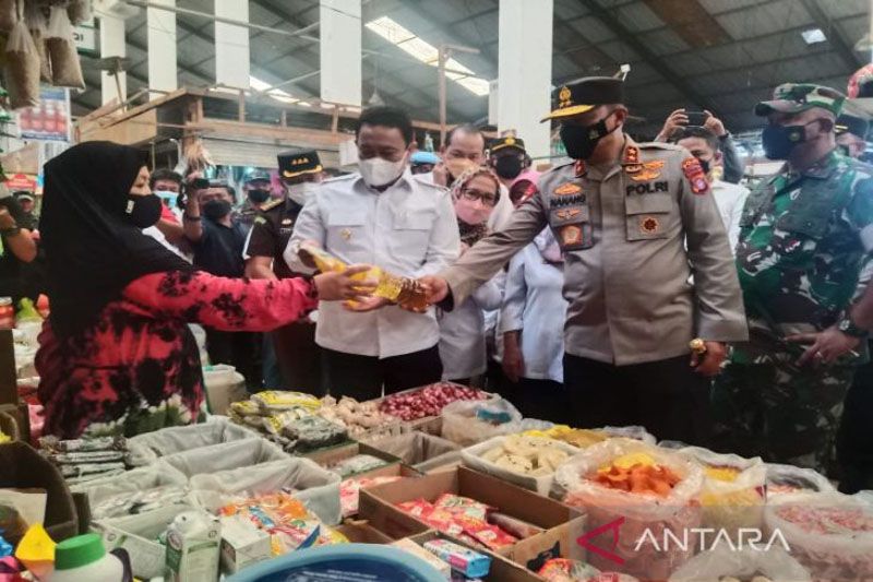 Central Kalimantan Police chief assures of staple goods availability – ANTARA News