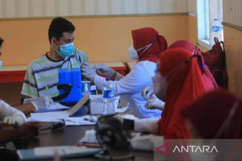 124 ribu warga Indramayu telah divaksinasi penguat