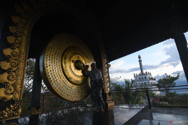 Ngabuburit di Gong Perdamaian Nusantara