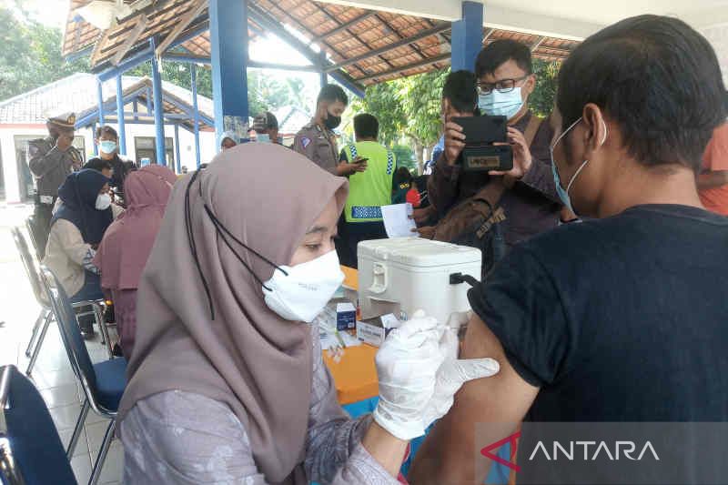 Vaksinasi dosis penguat di Kota Cirebon capai 21 persen